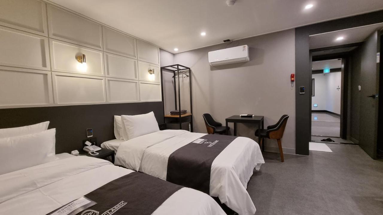 אולסן Hotel The Classic מראה חיצוני תמונה
